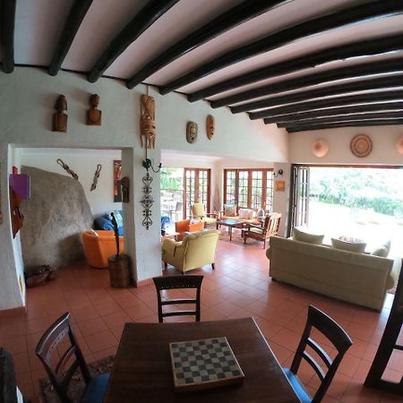 Hulala Lakeside Lodge Уайт Ривър Екстериор снимка