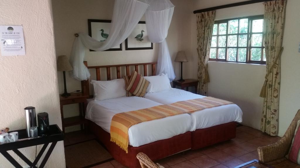 Hulala Lakeside Lodge Уайт Ривър Екстериор снимка