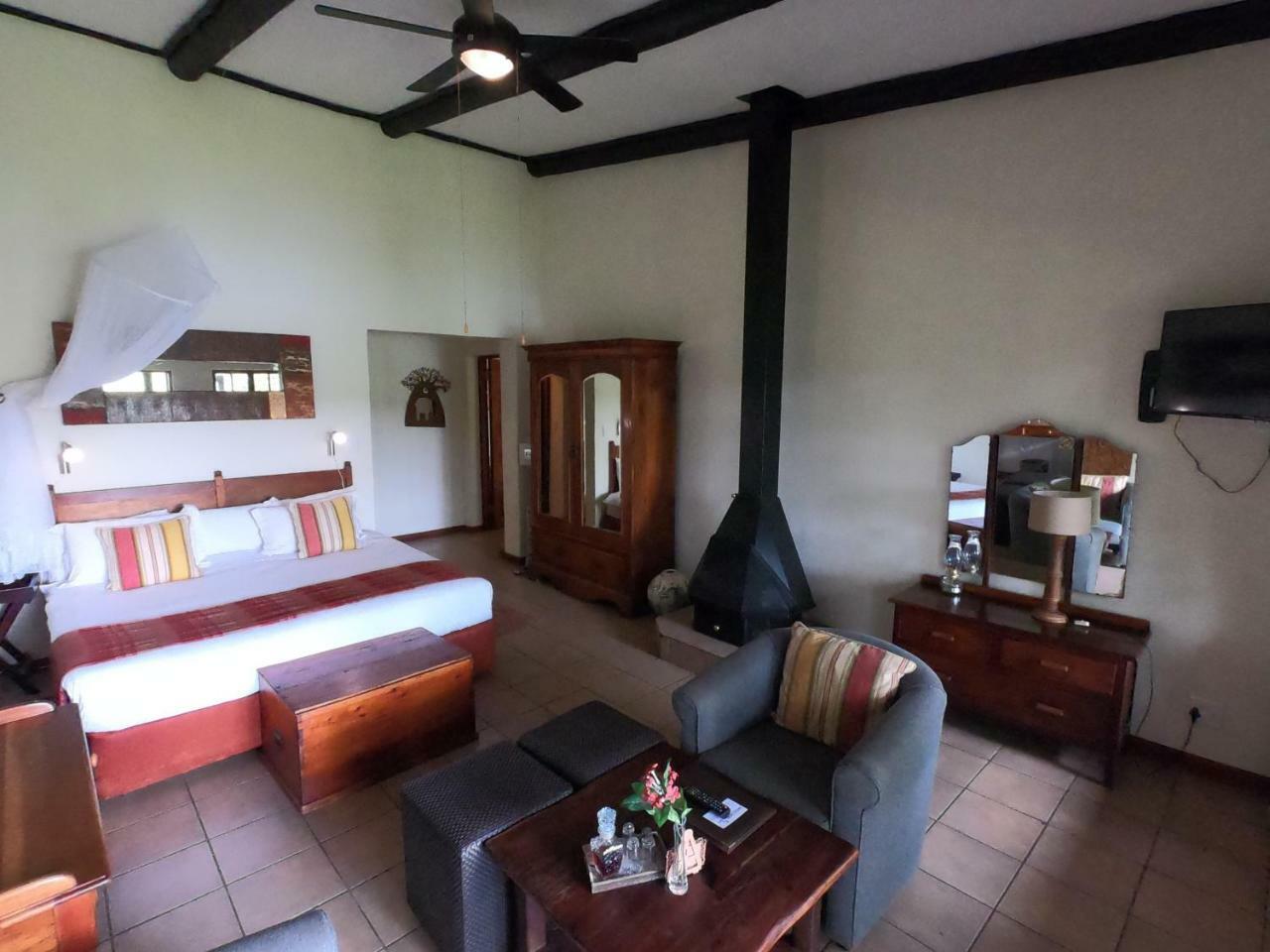 Hulala Lakeside Lodge Уайт Ривър Екстериор снимка